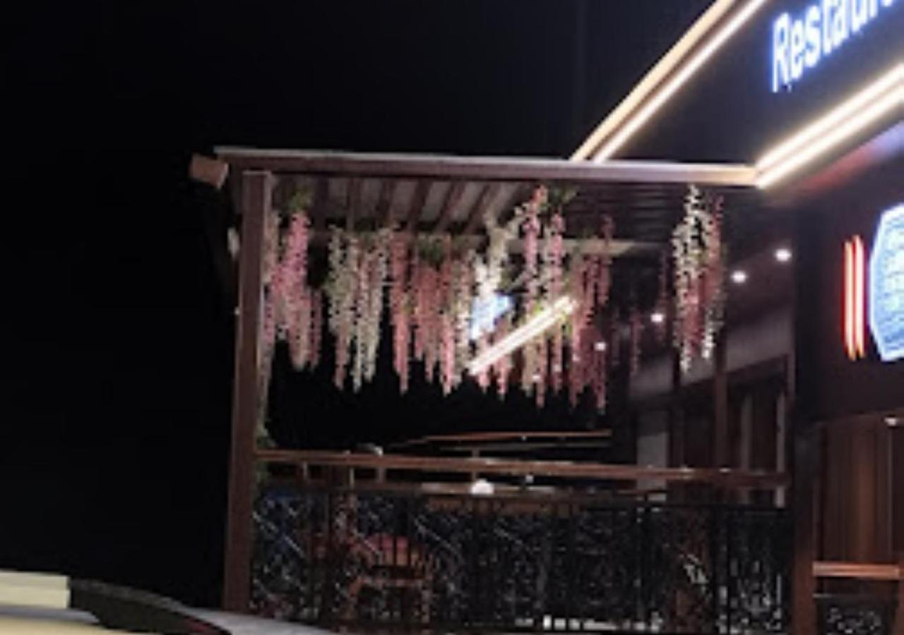 Hotel Rajwada Kapurhol Kapurwahal Exterior foto